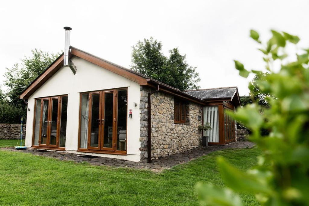 The Anchorage & The Tackleshed Hotel Llancarfan Kamer foto