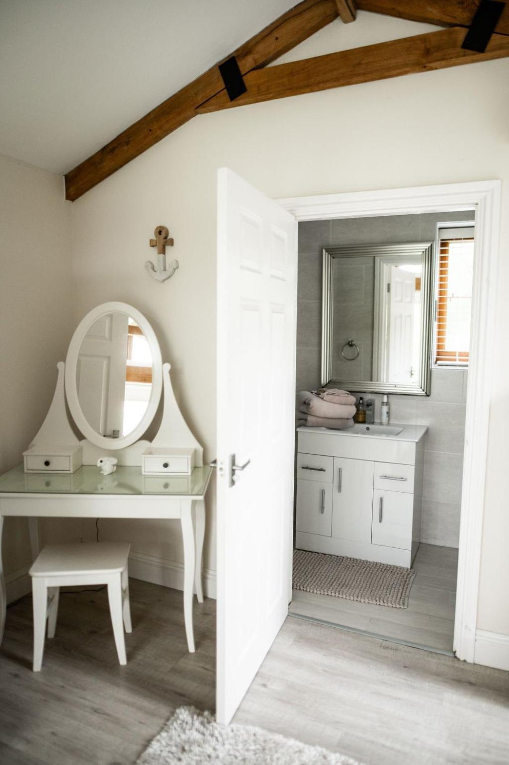 The Anchorage & The Tackleshed Hotel Llancarfan Kamer foto