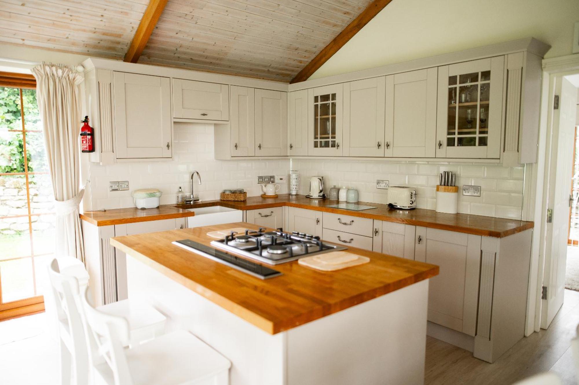 The Anchorage & The Tackleshed Hotel Llancarfan Kamer foto