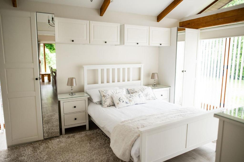 The Anchorage & The Tackleshed Hotel Llancarfan Kamer foto